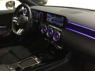 MERCEDES-BENZ Clase A 200 d Compacto