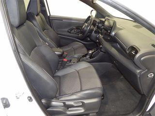 TOYOTA Yaris 1.5 120H Style