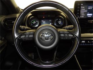 TOYOTA Yaris 1.5 120H Style