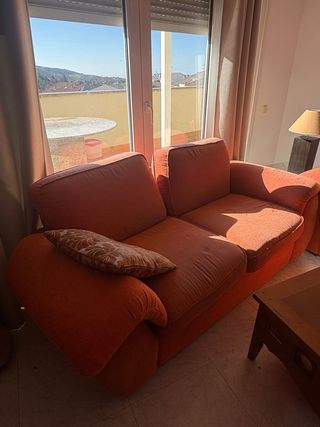 Sofá de 2 plazas en tela naranja