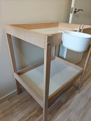 Cambiador bebé IKEA SNIGLAR