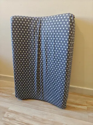 Cambiador bebé IKEA SNIGLAR