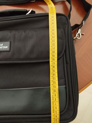 MALETÍN PARA PC PORTÁTIL MANHATTAN NEGRO BANDOLERA