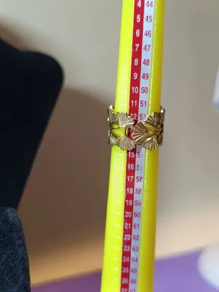 Anillo Diseño Hojas Acero Dorado Ajustable