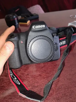 Cargador Baterías Canon + 2 Baterías