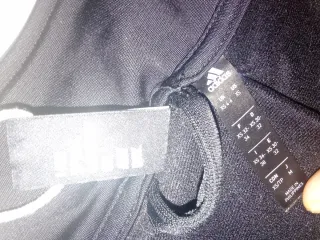 Chaqueta Adidas Negra y Blanca. Talla XS/S