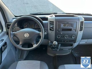 VOLKSWAGEN Crafter 2.0TDI COMBI 9
