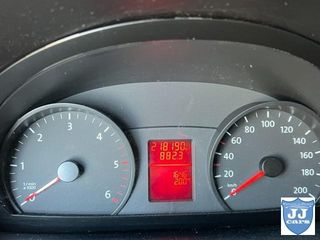 VOLKSWAGEN Crafter 2.0TDI COMBI 9