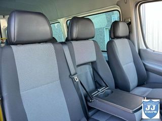 VOLKSWAGEN Crafter 2.0TDI COMBI 9