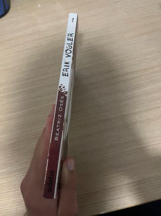 ERIK VOGLER 1: LOS CRÍMENES DEL REY BLANCO (Spa...