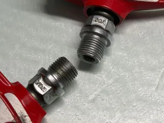 Pedales LOOK Carbon Rojos Retro Bicicleta