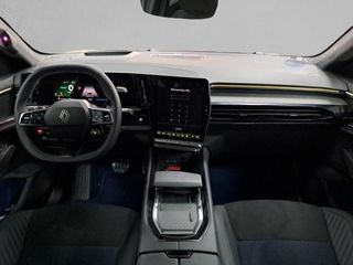 RENAULT Rafale Híbrido Enchufable RAFALE HYBRID E-TECH atelier Alpine hyper hybrid E-Tech 4x4 300 cv (221kW)