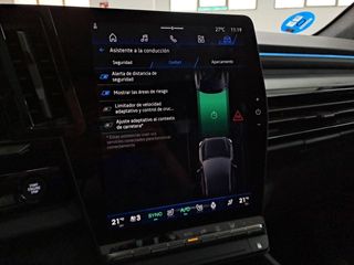 RENAULT Rafale Híbrido Enchufable RAFALE HYBRID E-TECH atelier Alpine hyper hybrid E-Tech 4x4 300 cv (221kW)