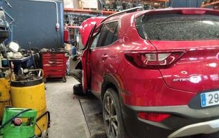 1601200 kia centralita motor uce 3912804040 stonic