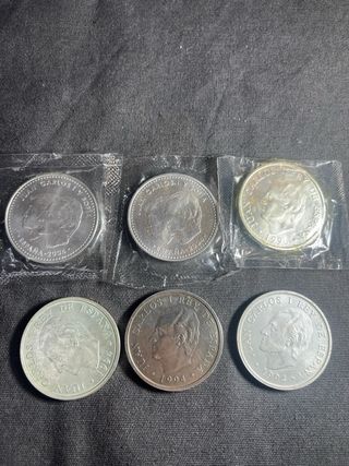 Monedas 2000 pesetas y 12 euros