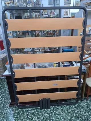 Somier 135x190cm Lamas Anchas patas a Rosca