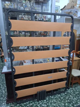 Somier 135x190cm Lamas Anchas patas a Rosca