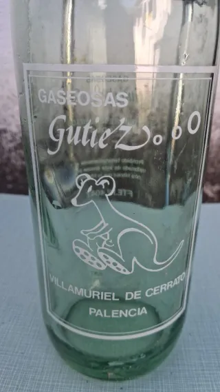 Botella  carmelo 2 Gaseosas Gutiez Palencia