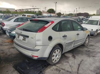 Despiece FORD FOCUS Color PLATA PERLA BERLINA CAP