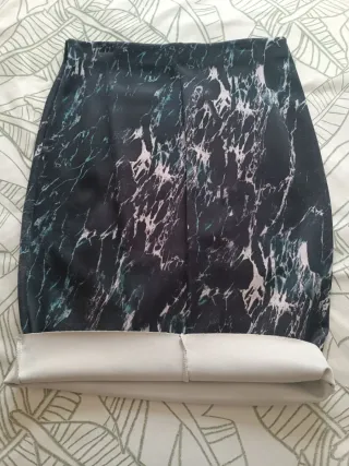 Falda Zara Mármol Verde Talla M