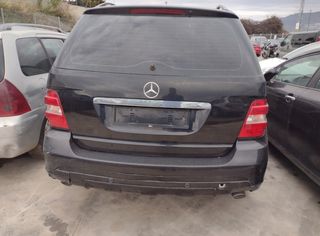 Despiece MERCEDES-BENZ CLASE Color AZUL TANZANITA