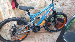 Bicicleta Montaña personalizada Red Bull