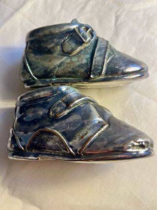 Zapatos de recuerdo bañados en plata (patukos),