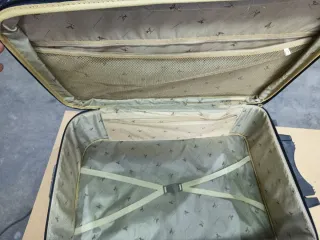 Maleta azul de viaje grande