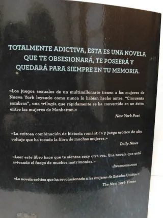 CINCUENTA SOMBRAS DE GREY