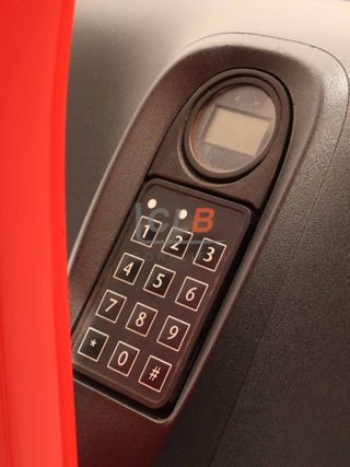 Ref. M-5570 Transpaleta Eléctrica LINDE T-16 / 1152