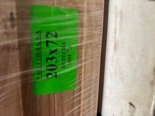 Puerta madera con premarco 203x72