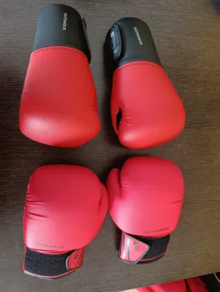 Lote boxeo: Guantes rojos y cuerdas saltar