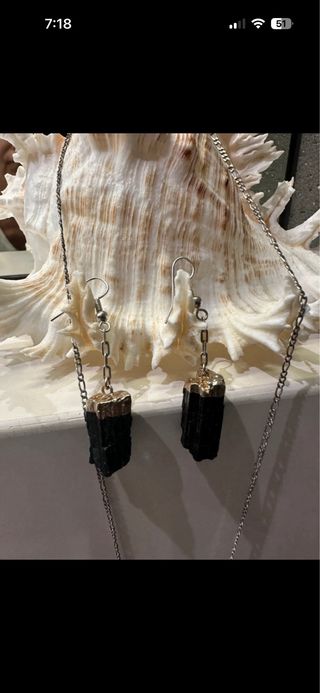 Conjunto Colgante y Pendientes Ónix Negro