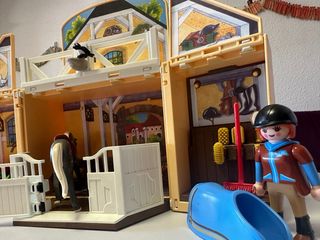 Playmobil Cuadra de Caballos