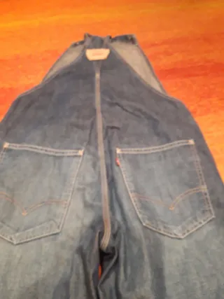 Peto Levi's Talla S Diseño