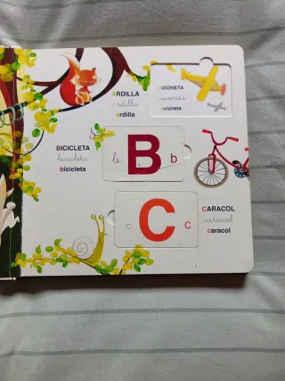 Abecemágico Libro cartón duro para aprender letras