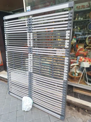 Somier 150x190cm con patas roscadas