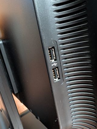 Monitor HP 22" Profesional (Ajustable/Vertical)