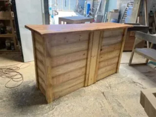 Barra de bar de madera maciza