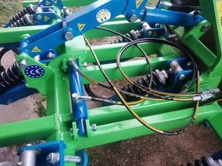 Cultivador Chisel Viña