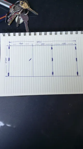 Puerta metálica de garaje