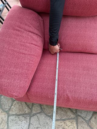 Sofá 2 plazas extensible rojo