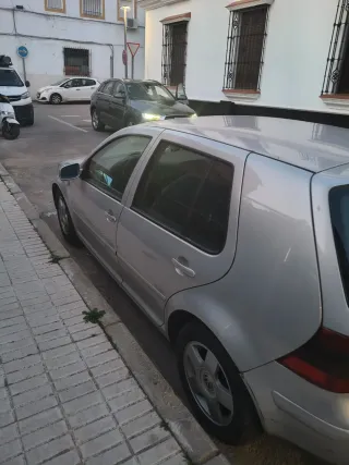 Vendo Volkswagen golf