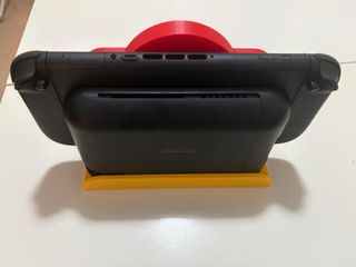 Soporte Nintendo Switch 2 – Centro Pokémon Pokopia