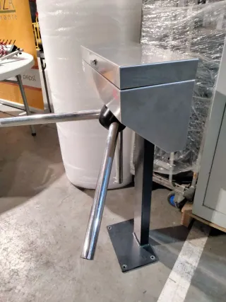 Torno de acceso de acero inoxidable