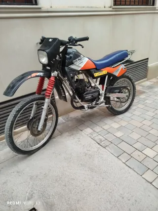 Derbi FDS 50 Enduro Negra y Naranja