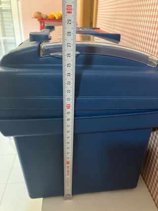 Caja de herramientas Curver (Rubbermaid)