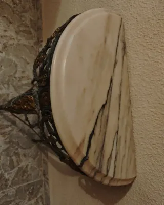 Mesita consola bronce y mármol