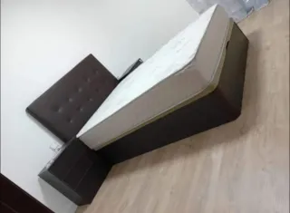 Canapé de tela blanco