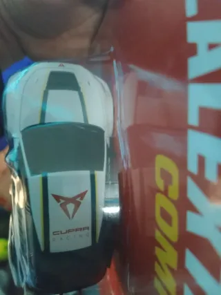 Scalextric Compact Coche con Luces